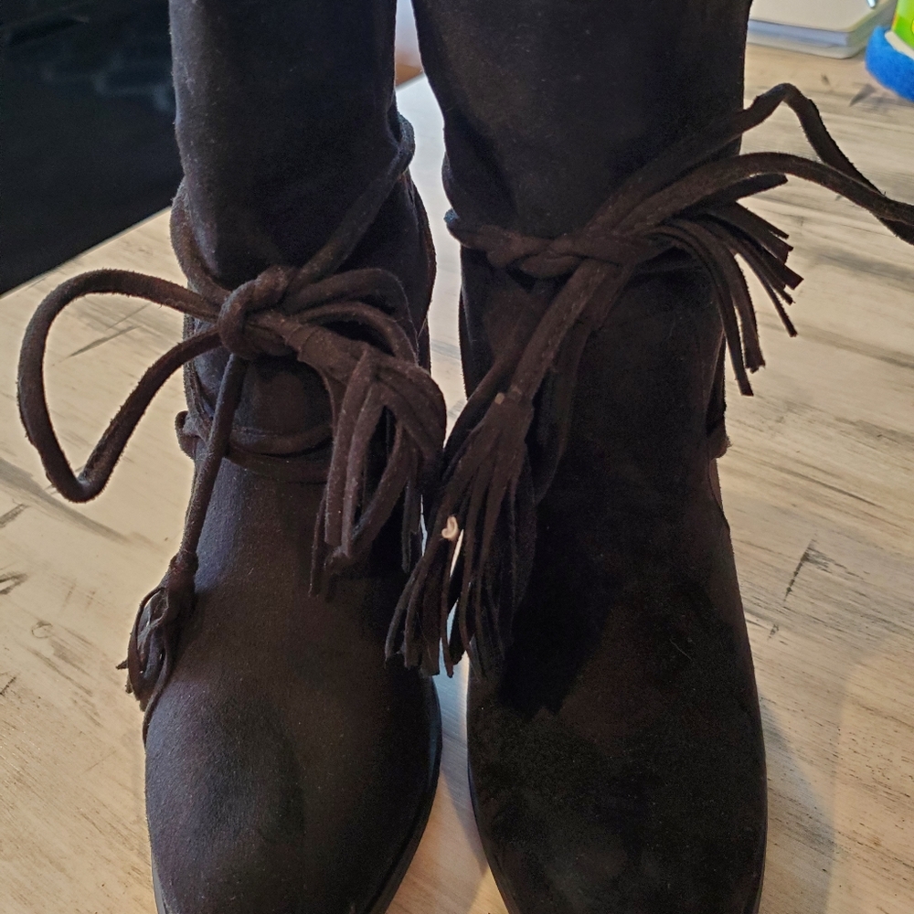 (NEW) Women's Tassel Kimberly Bootie